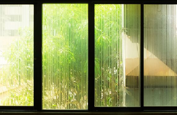 目隠しフィルムの活用でプライバシーを保護 | 岡崎市まで東海窓ガラスfilm工房が出張致します！